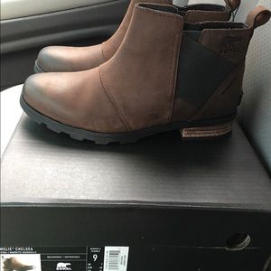 Womens 9 Sorel Chelsea ankle boots new in box $150